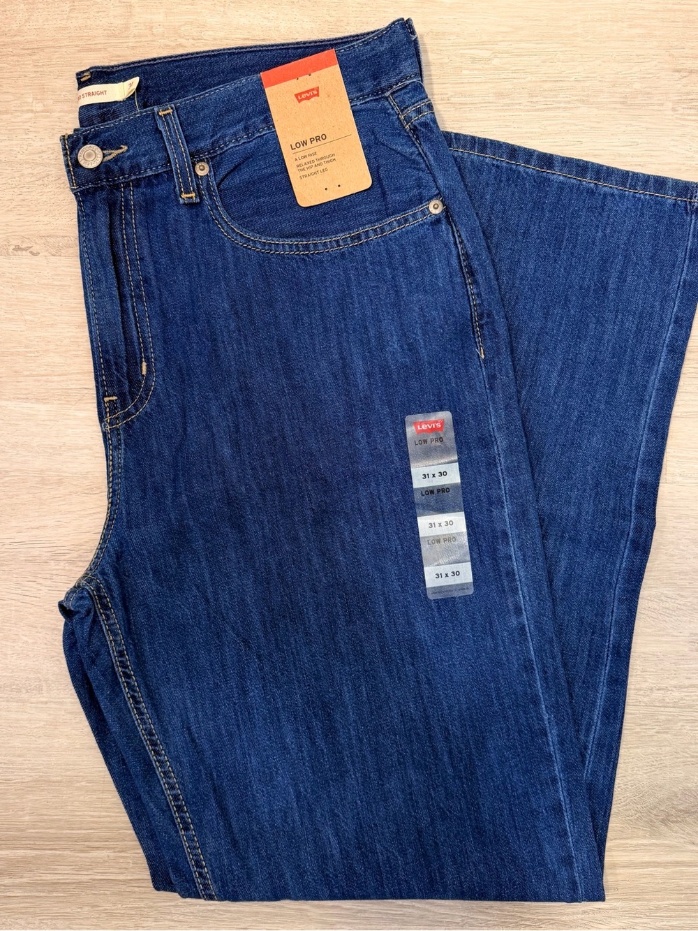 NWT Levi's Dark Blue Low Pro Straight Jeans with Red Tag 31X30